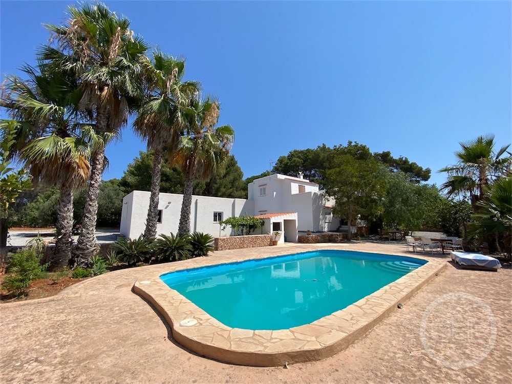 Charmante villa familiale dans la campagne du nord d’Ibiza
