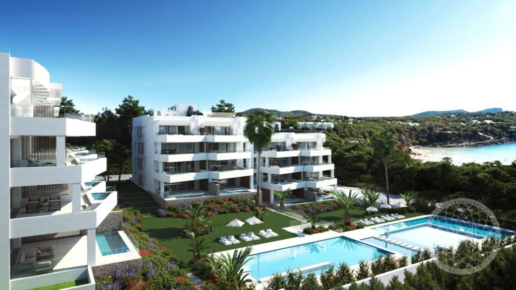 Luxury apartments with sea views a few steps from the beach