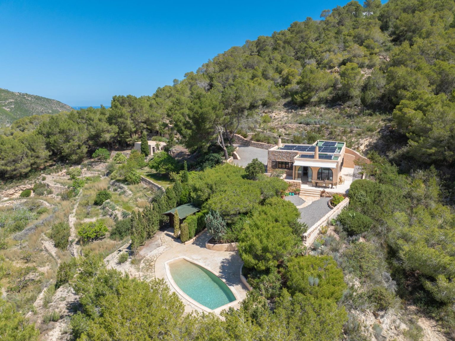 Sanctuaire privé au sommet d’une colline avec des vues spectaculaires sur le sud